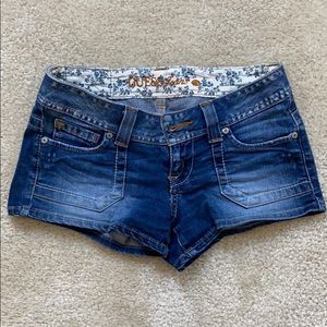 Guess stretch jean shorts size 25